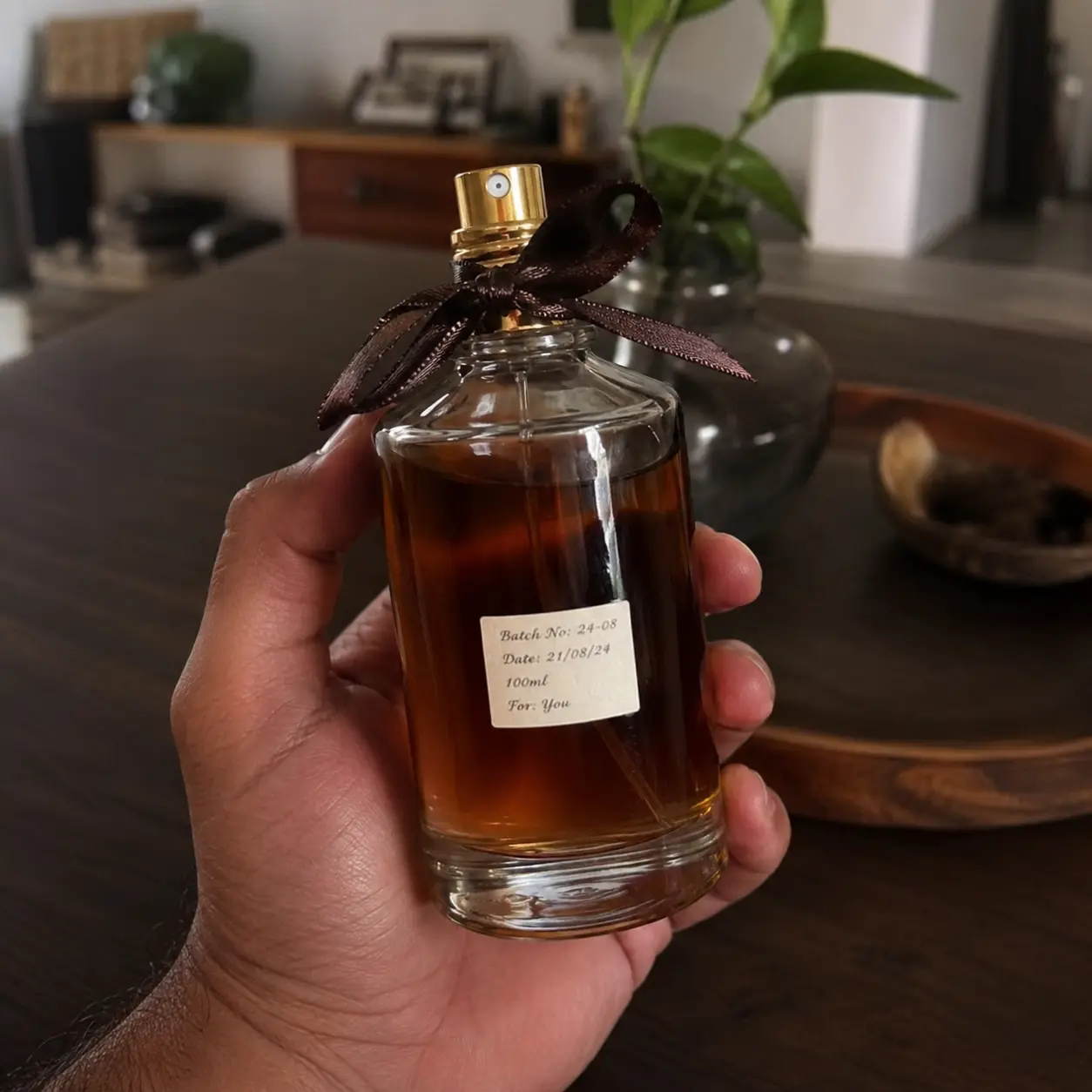Perfume artesanal amadeirado